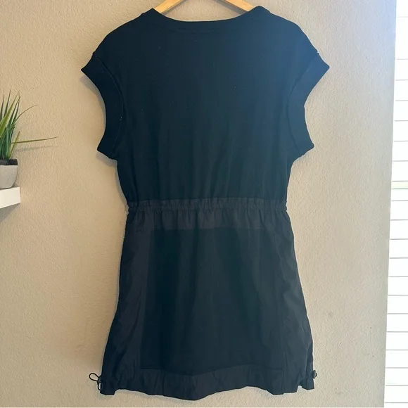 Entro Black Feeling Alright Size Small MODERN MINIMAL BLACK MINI DRESS - Picture 4 of 11